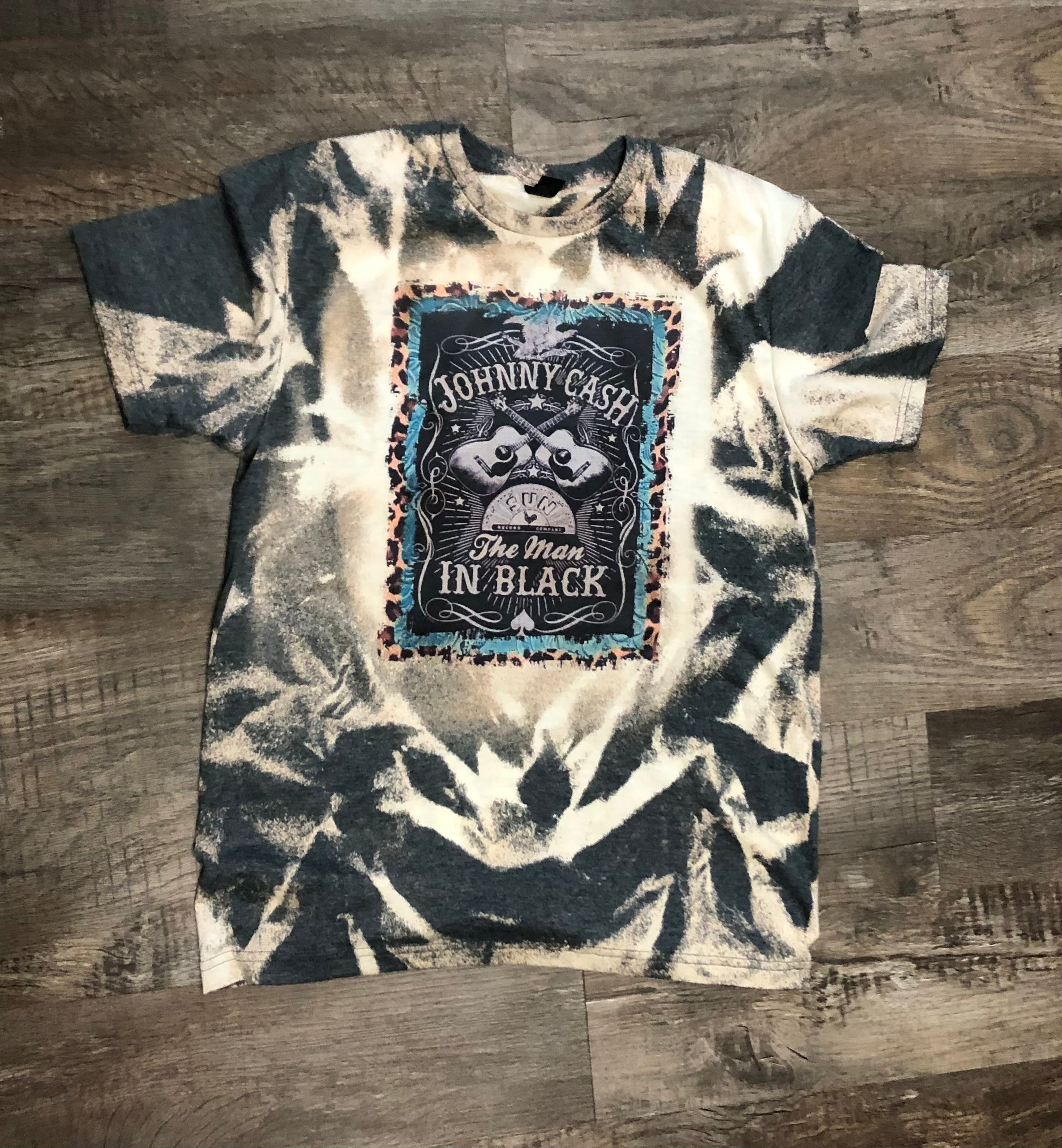 Johnny Cash in Black Concert Bleached Tee – Liv's Boutique