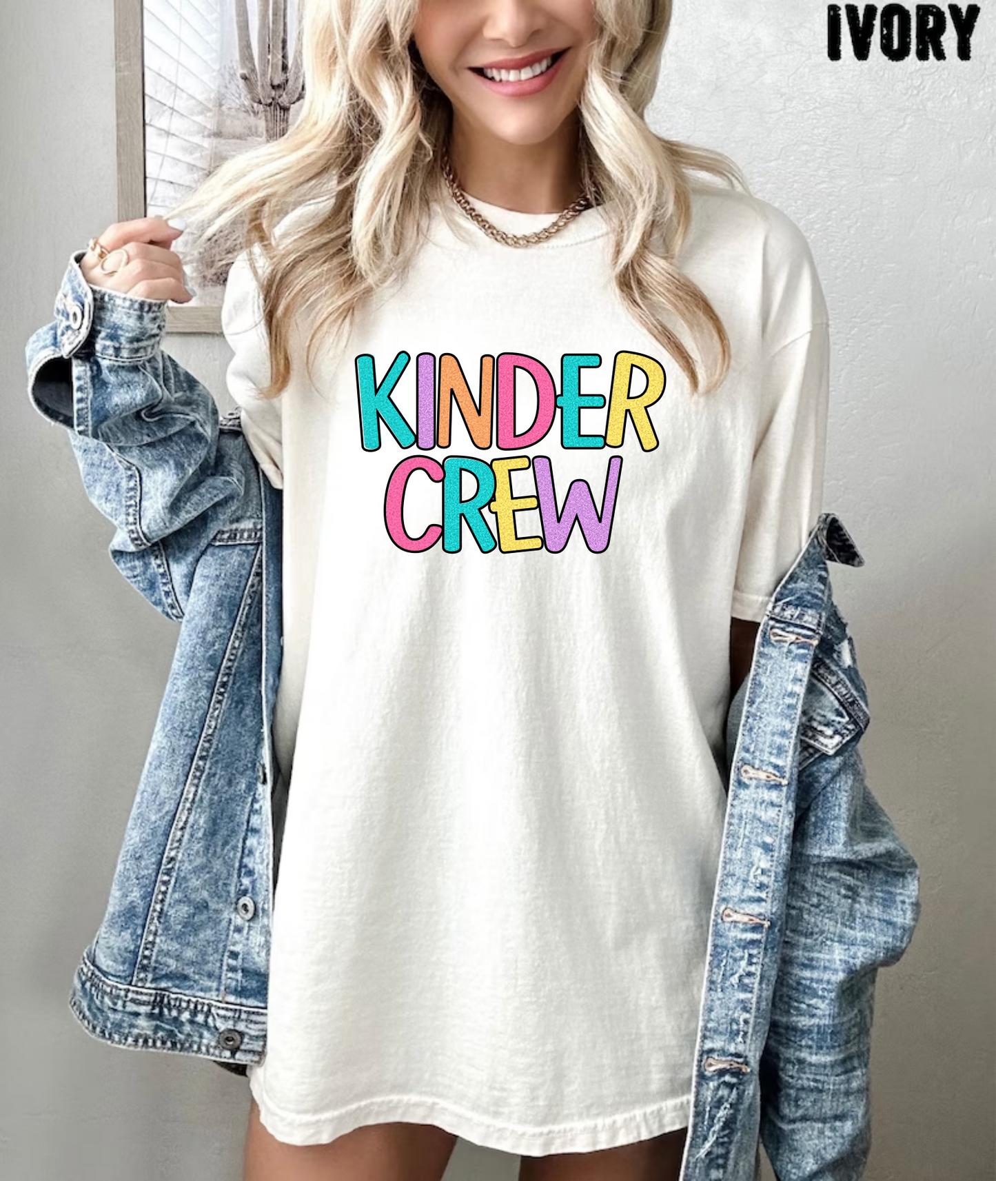 Kinder Crew graphic tee