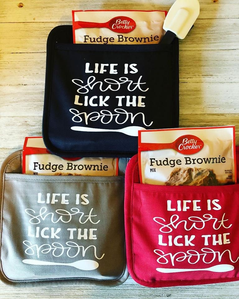 Personalized Kitchen Potholders - Liv's Boutique