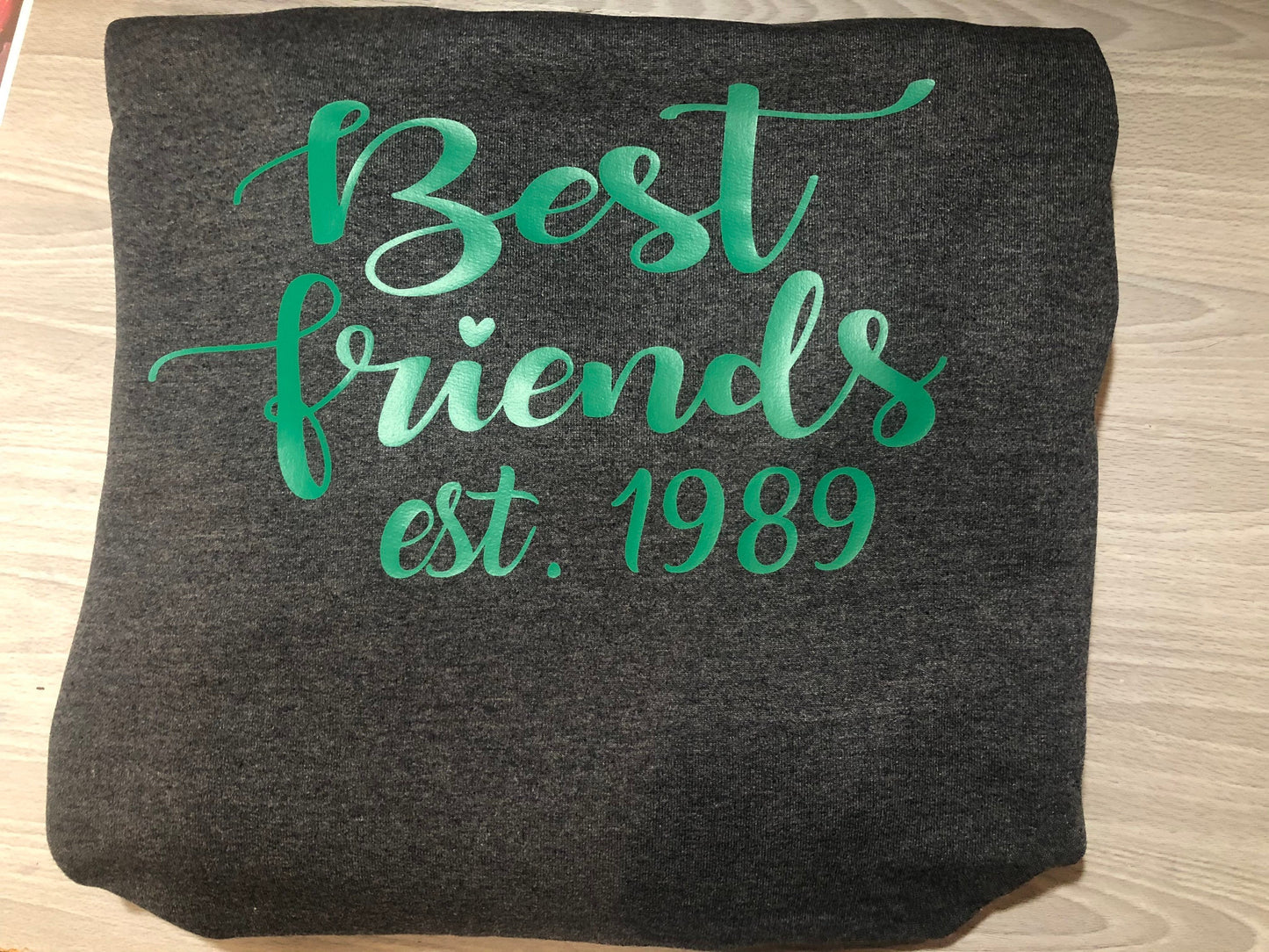 Best Friends Sweatshirt - Liv's Boutique