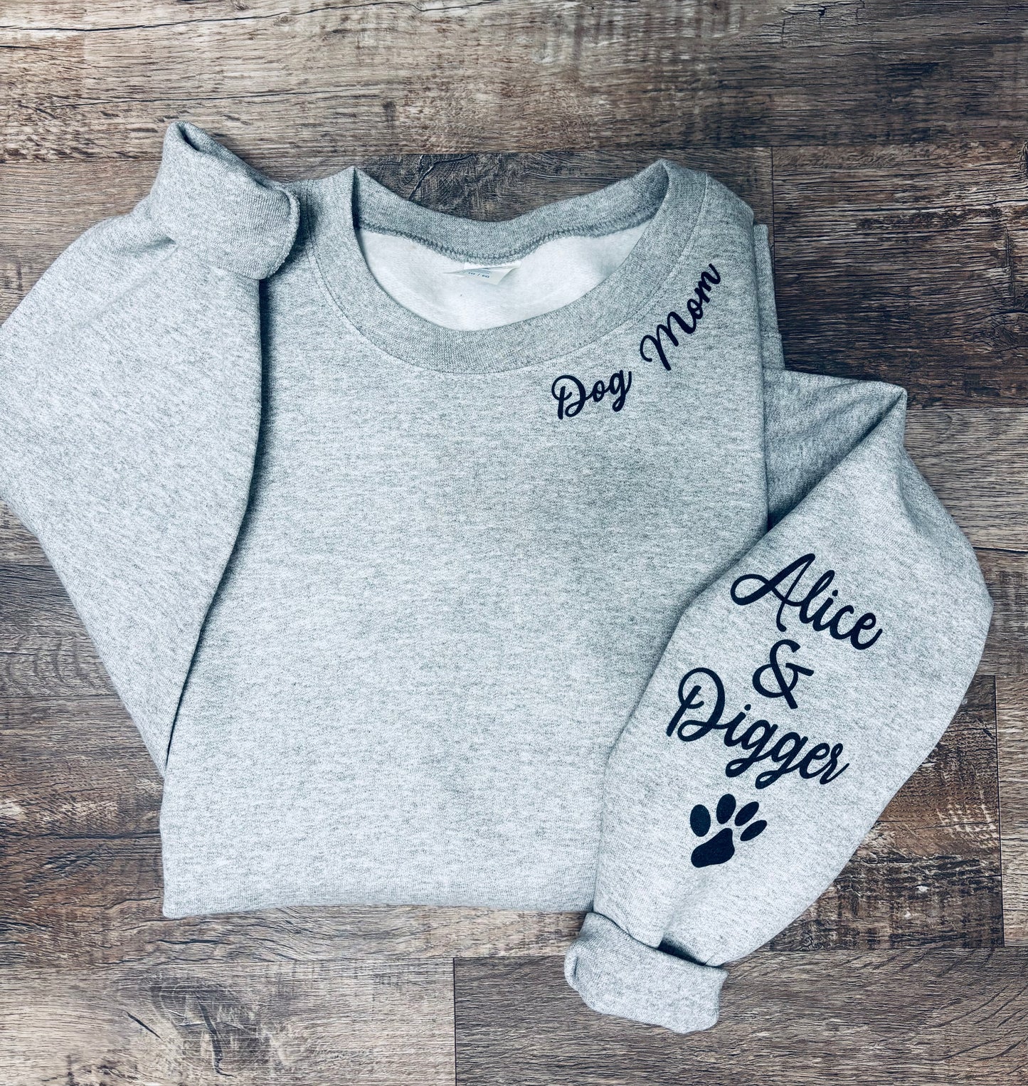 Dog Mom Neckline With Names on Sleeve