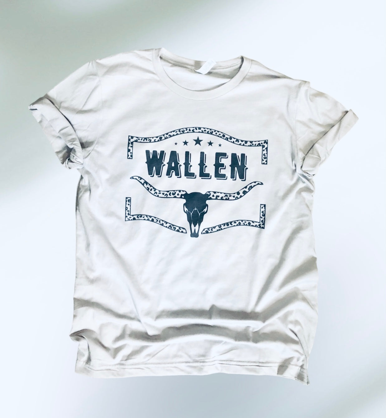 Wallen Tee